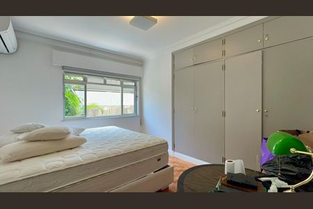 Apartamento à venda com 270m², 4 quartos e 2 vagasLavabo