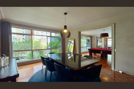 Apartamento à venda com 270m², 4 quartos e 2 vagasSala de Jantar