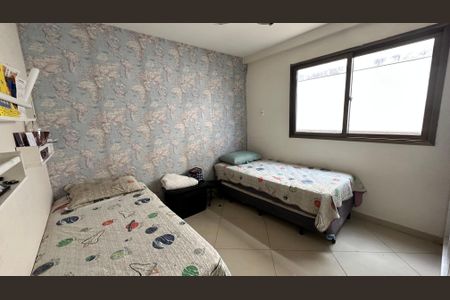 Apartamento à venda com 240m², 3 quartos e 3 vagasQuarto 2