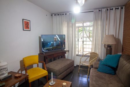 Sala  de casa à venda com 2 quartos, 110m² em Vila Cordeiro, São Paulo