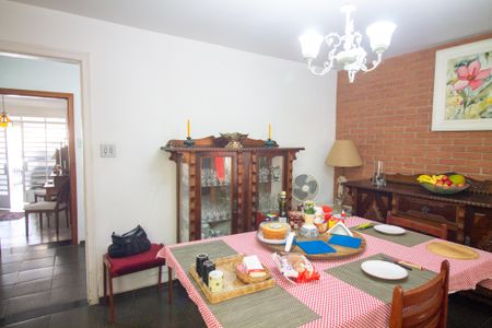 Casa à venda com 110m², 2 quartos e 1 vaga Casa à venda com 110m², 2 quartos e 1 vagaSala de Jantar