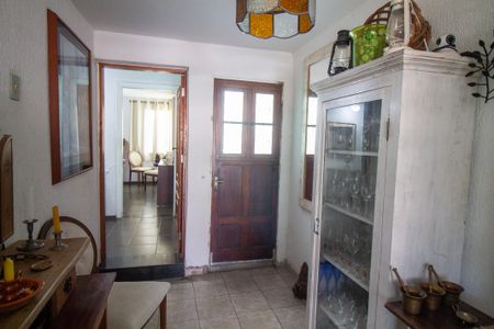 Casa à venda com 110m², 2 quartos e 1 vaga Casa à venda com 110m², 2 quartos e 1 vagaHall De Entrada