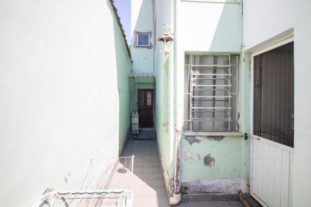 Casa à venda com 110m², 2 quartos e 1 vaga Casa à venda com 110m², 2 quartos e 1 vagaCorredor