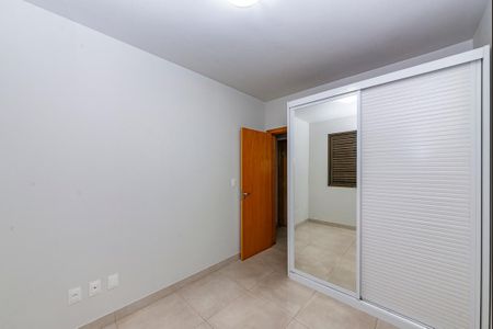 Apartamento para alugar com 110m², 3 quartos e 2 vagas Apartamento para alugar com 110m², 3 quartos e 2 vagasQuarto 2