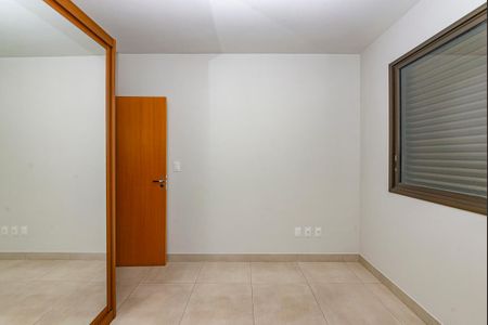 Apartamento para alugar com 110m², 3 quartos e 2 vagas Apartamento para alugar com 110m², 3 quartos e 2 vagasQuarto 1