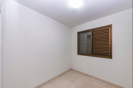 Apartamento para alugar com 110m², 3 quartos e 2 vagas Apartamento para alugar com 110m², 3 quartos e 2 vagasQuarto 2