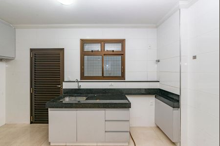 Apartamento para alugar com 110m², 3 quartos e 2 vagas Apartamento para alugar com 110m², 3 quartos e 2 vagasCozinha