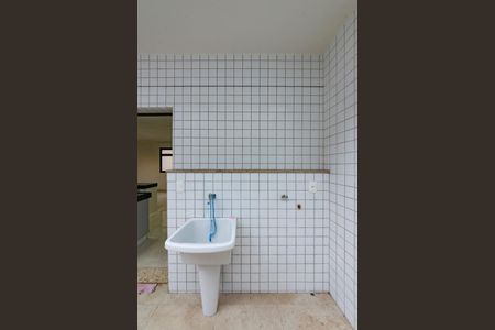 Apartamento para alugar com 110m², 3 quartos e 2 vagas Apartamento para alugar com 110m², 3 quartos e 2 vagasÁrea de Serviço