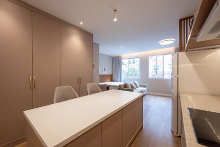 Studio para alugar com 28m², 1 quarto e sem vaga