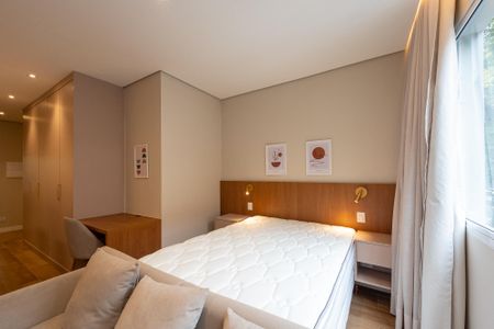 Studio para alugar com 28m², 1 quarto e sem vaga