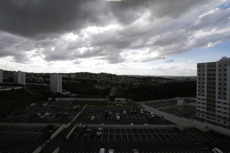 Apartamento para alugar com 69m², 3 quartos e 2 vagasVista