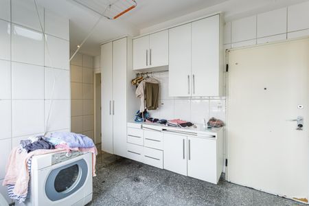 Apartamento à venda com 331m², 4 quartos e 5 vagasÁrea de Serviço