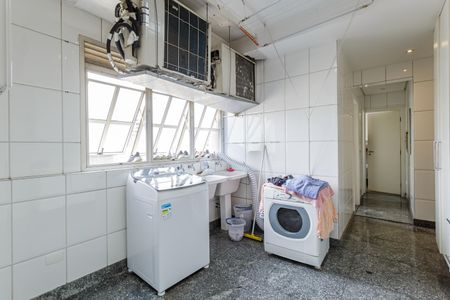 Apartamento à venda com 331m², 4 quartos e 5 vagasÁrea de Serviço