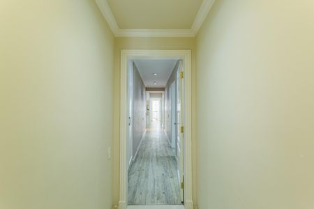 Apartamento à venda com 331m², 4 quartos e 5 vagasCorredor