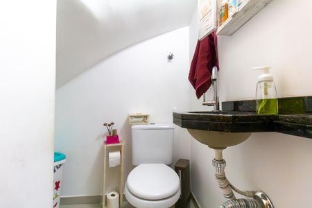 Casa de condomínio à venda com 65m², 2 quartos e 1 vaga Casa de condomínio à venda com 65m², 2 quartos e 1 vagaLavabo