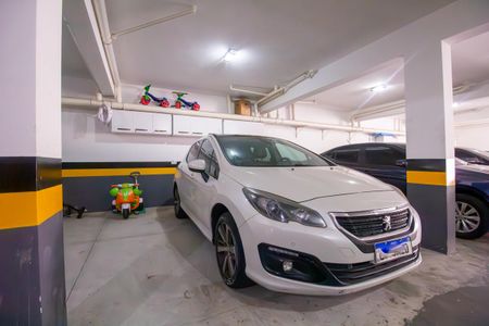 Casa de condomínio à venda com 65m², 2 quartos e 1 vaga Casa de condomínio à venda com 65m², 2 quartos e 1 vagaGaragem