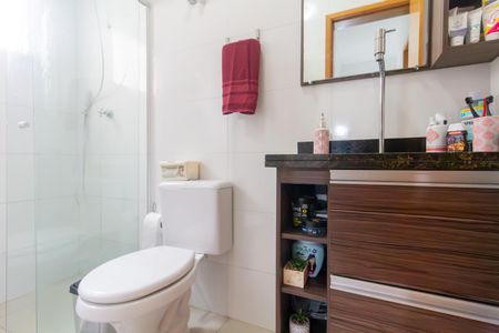 Casa de condomínio à venda com 65m², 2 quartos e 1 vaga Casa de condomínio à venda com 65m², 2 quartos e 1 vaga Banheiro