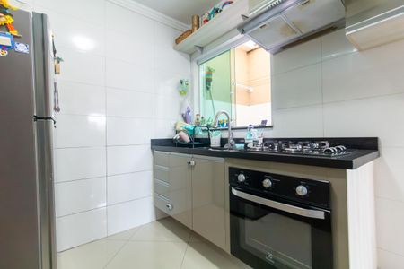 Casa de condomínio à venda com 65m², 2 quartos e 1 vaga Casa de condomínio à venda com 65m², 2 quartos e 1 vagaCozinha