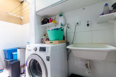 Casa de condomínio à venda com 65m², 2 quartos e 1 vaga Casa de condomínio à venda com 65m², 2 quartos e 1 vagaÁrea de Serviço