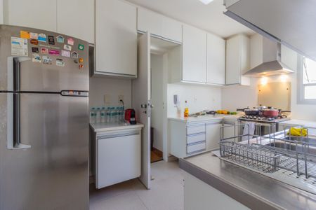 Apartamento à venda com 126m², 3 quartos e 2 vagasCozinha