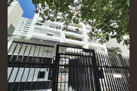 Apartamento à venda com 126m², 3 quartos e 2 vagasFachada