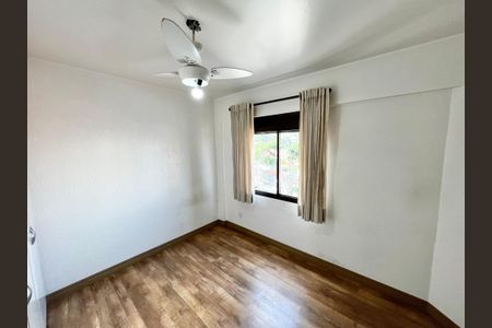 Apartamento à venda com 86m², 3 quartos e 2 vagasQuarto 2