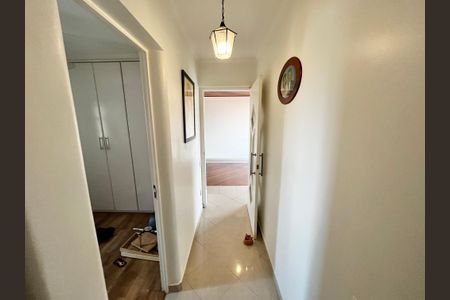 Apartamento à venda com 86m², 3 quartos e 2 vagasCorredor