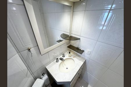 Apartamento à venda com 86m², 3 quartos e 2 vagasBanheiro