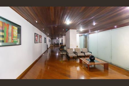 Apartamento à venda com 134m², 2 quartos e 1 vaga