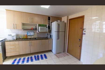 Apartamento à venda com 134m², 2 quartos e 1 vaga