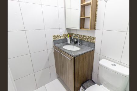 Apartamento à venda com 45m², 2 quartos e 1 vaga Apartamento à venda com 45m², 2 quartos e 1 vagaBanheiro