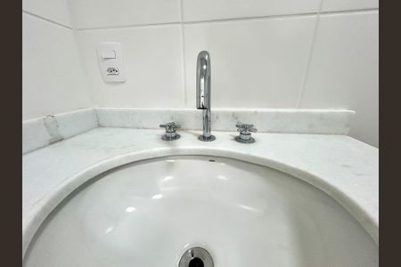 Apartamento para alugar com 89m², 3 quartos e 2 vagas Apartamento para alugar com 89m², 3 quartos e 2 vagasBanheiro 1