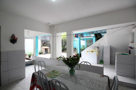 Casa à venda com 200m², 4 quartos e 1 vagaVaranda