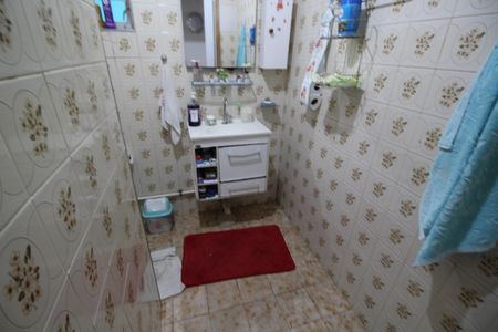 Casa à venda com 200m², 4 quartos e 1 vagaBanheiro