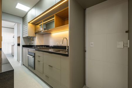 Apartamento para alugar com 79m², 2 quartos e 1 vaga Apartamento para alugar com 79m², 2 quartos e 1 vagaSala/Cozinha