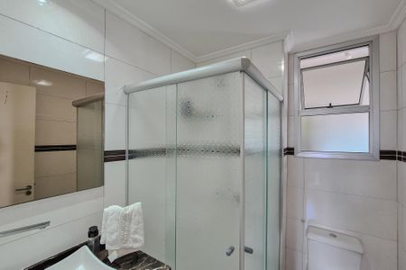Apartamento para alugar com 73m², 2 quartos e 2 vagasBanheiro Social