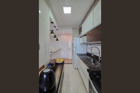 Apartamento para alugar com 73m², 2 quartos e 2 vagasCozinha