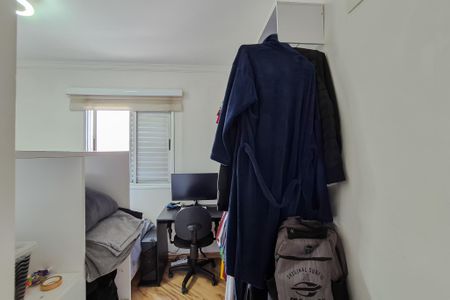 Apartamento para alugar com 73m², 2 quartos e 2 vagasQuarto