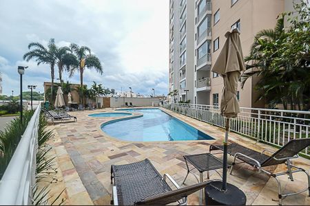 Apartamento para alugar com 73m², 3 quartos e 2 vagas Apartamento para alugar com 73m², 3 quartos e 2 vagasÁrea comum - Piscina