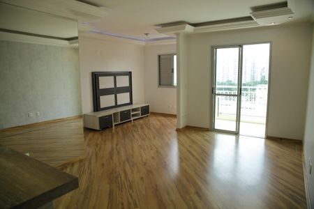 Apartamento para alugar com 73m², 3 quartos e 2 vagasSala