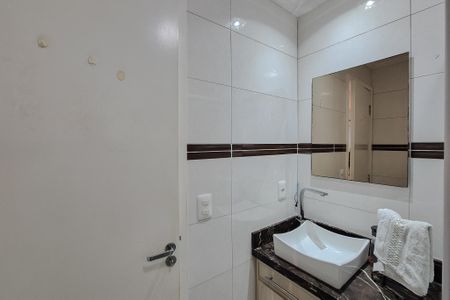 Apartamento para alugar com 73m², 2 quartos e 2 vagasBanheiro Social