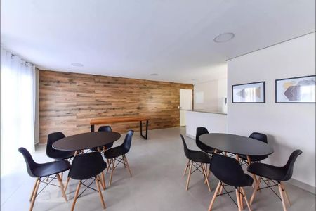 Apartamento para alugar com 73m², 3 quartos e 2 vagas Apartamento para alugar com 73m², 3 quartos e 2 vagasÁrea comum - Salão de festas