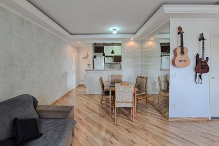 Apartamento para alugar com 73m², 2 quartos e 2 vagasSala