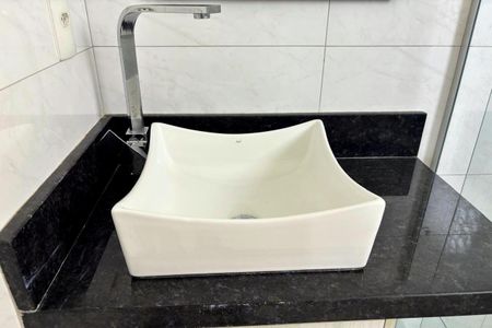 Apartamento para alugar com 73m², 3 quartos e 2 vagasBanheiro Suíte