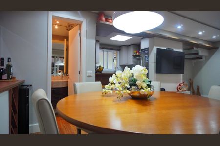 Sala jantar  de casa de condomínio para alugar com 3 quartos, 218m² em Teresópolis, Porto Alegre