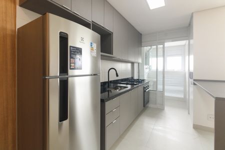 Apartamento para alugar com 81m², 2 quartos e 2 vagasCozinha 