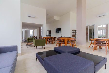 Apartamento para alugar com 81m², 2 quartos e 2 vagasCondomínio - Salão de Festas 