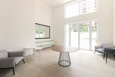 Apartamento para alugar com 81m², 2 quartos e 2 vagasCondomínio - Hall 