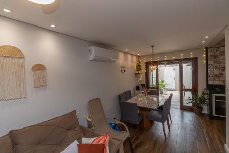 Sala  de casa de condomínio para alugar com 2 quartos, 75m² em Parque Villa Flores, Sumaré