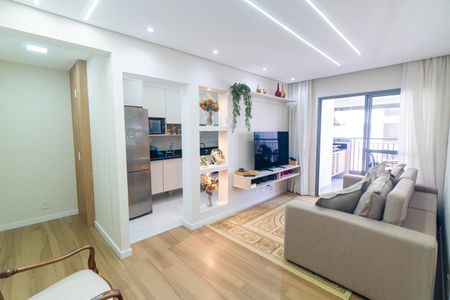 Apartamento à venda com 75m², 2 quartos e 1 vaga Apartamento à venda com 75m², 2 quartos e 1 vagaSala